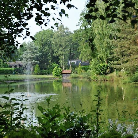 Comfortable Chalet With A Terrace At 3 Km From Baarle Nassau Bagian luar foto